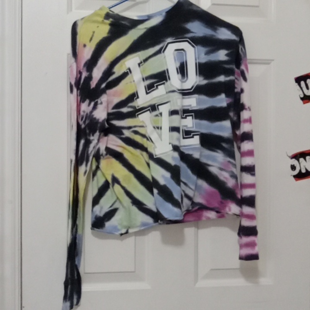 Long sleeve shirt from No Bounderies. It is a size S. It is tiedye.